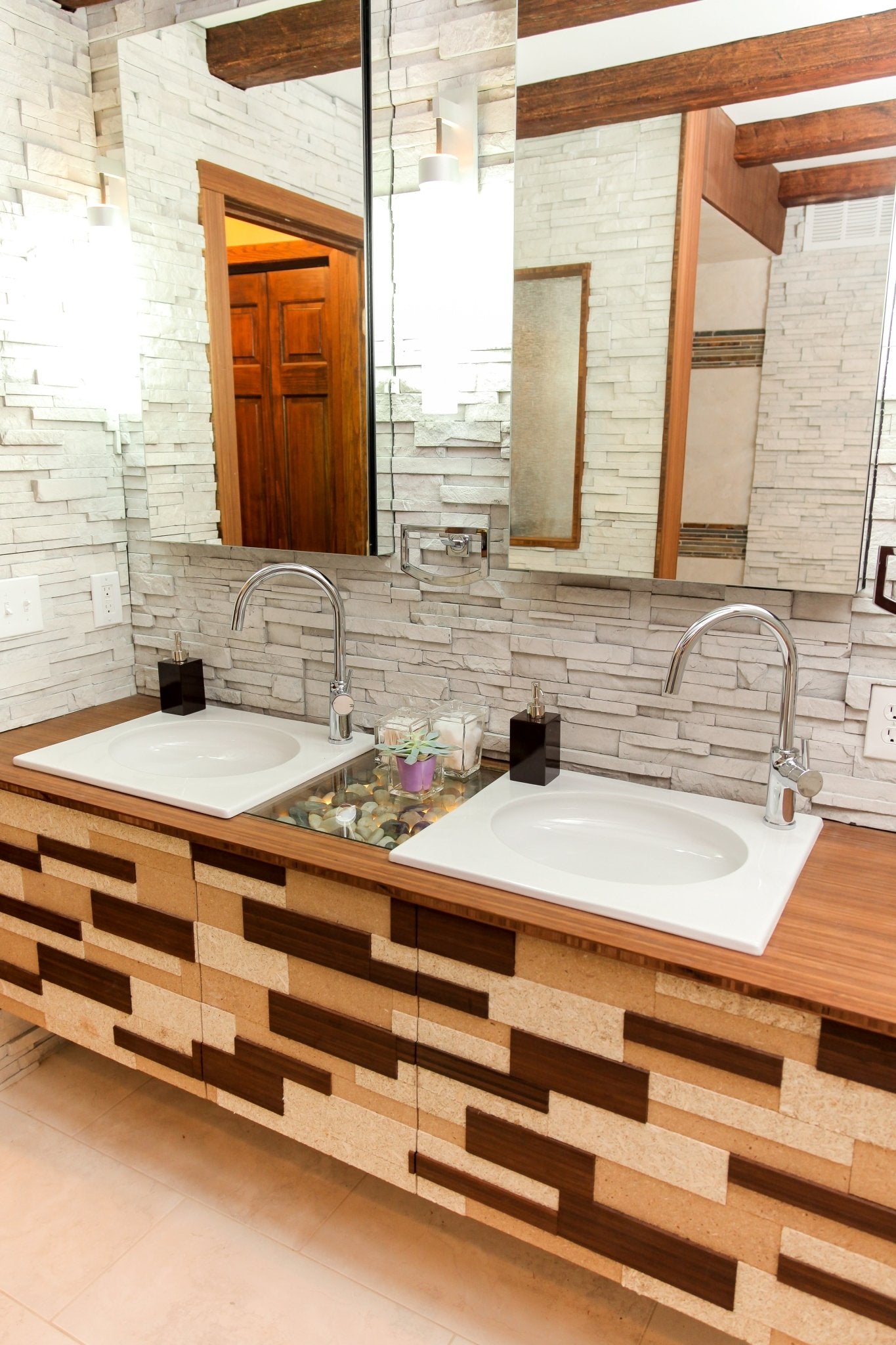 Stacked Stone Grande 2x4' UL2625 -UL2625- Fauxstonesheets