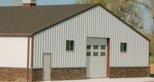Weather Resistance & Barndominiums: Why Faux Stone Panels Are Perfect for Rural Builds
