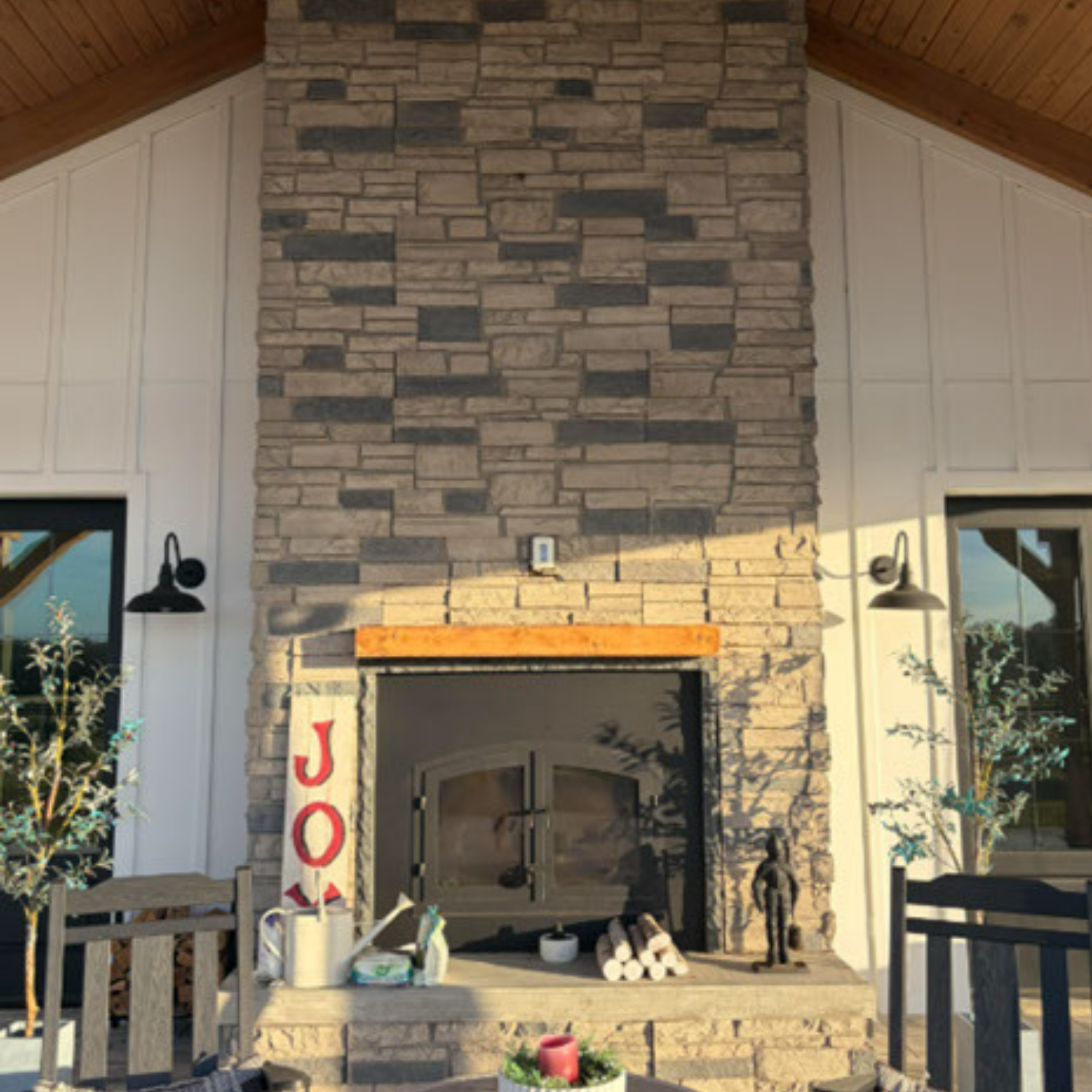 Faux Ledgestone Panels